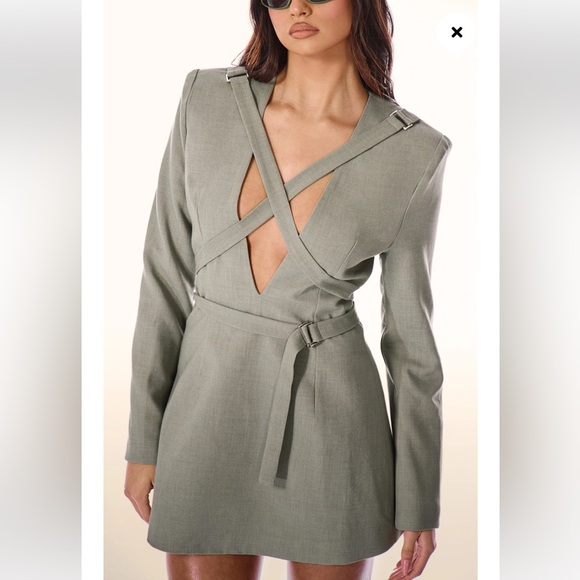 PLT - New with tags - Blazer Dress Sage - Size 6 - Picture 4 of 5